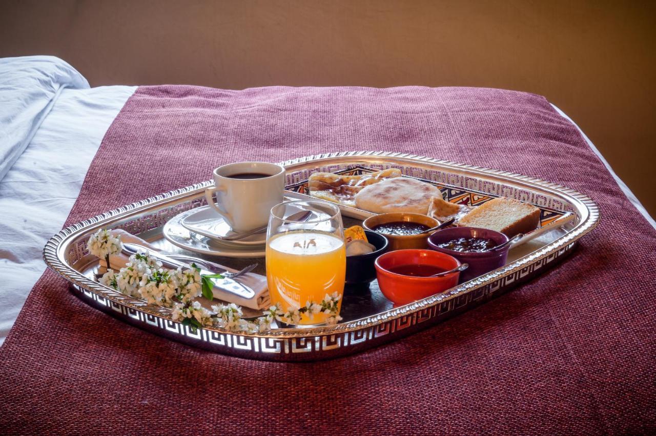 Riad Sougtani Tazrou ภายนอก รูปภาพ