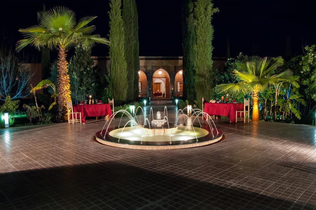 Riad Sougtani Tazrou ภายนอก รูปภาพ