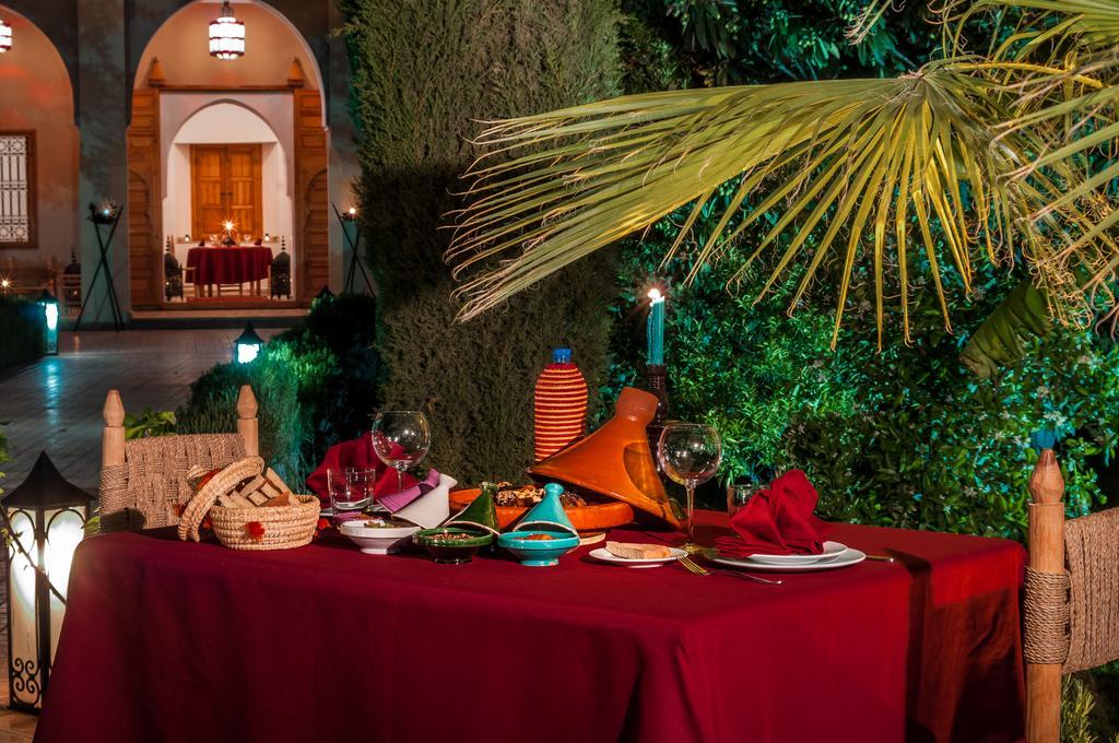 Riad Sougtani Tazrou ภายนอก รูปภาพ