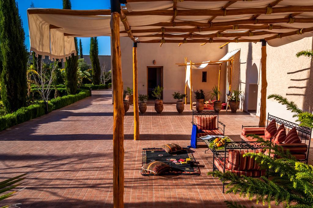 Riad Sougtani Tazrou ภายนอก รูปภาพ