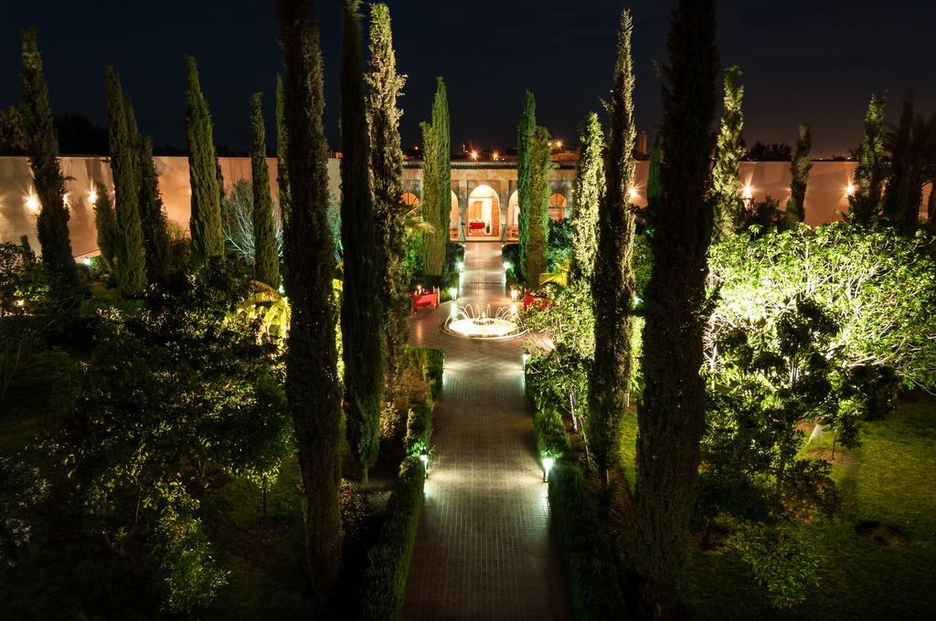 Riad Sougtani Tazrou ภายนอก รูปภาพ