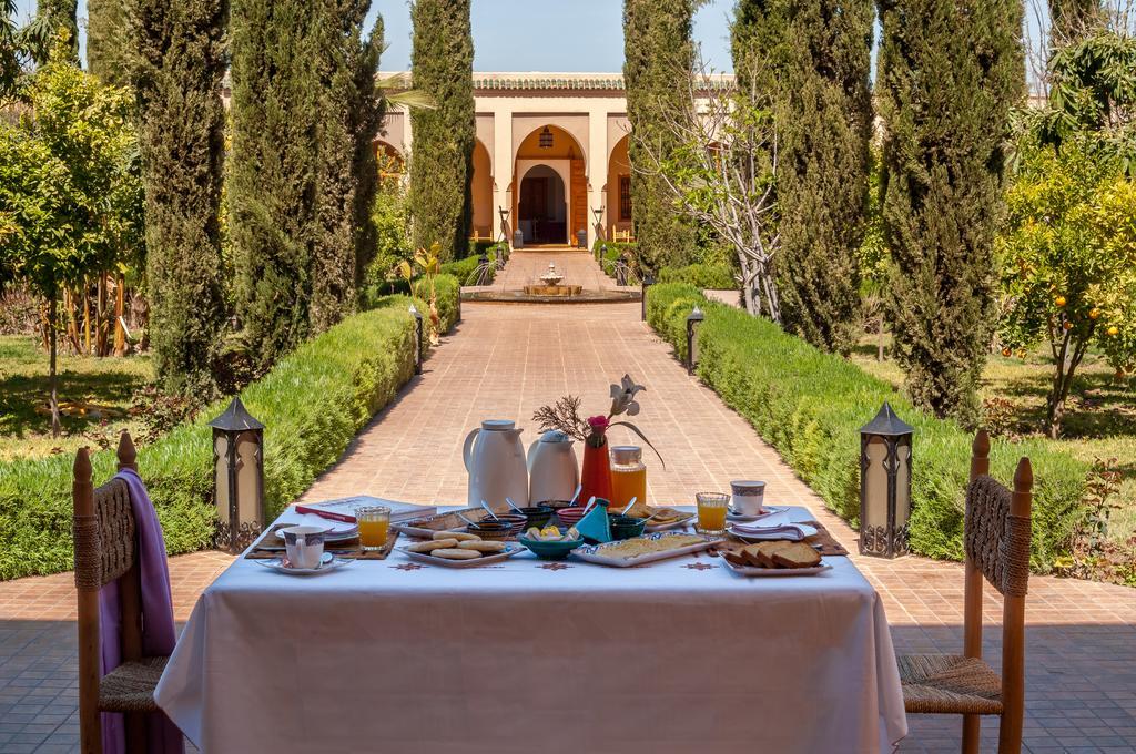 Riad Sougtani Tazrou ภายนอก รูปภาพ
