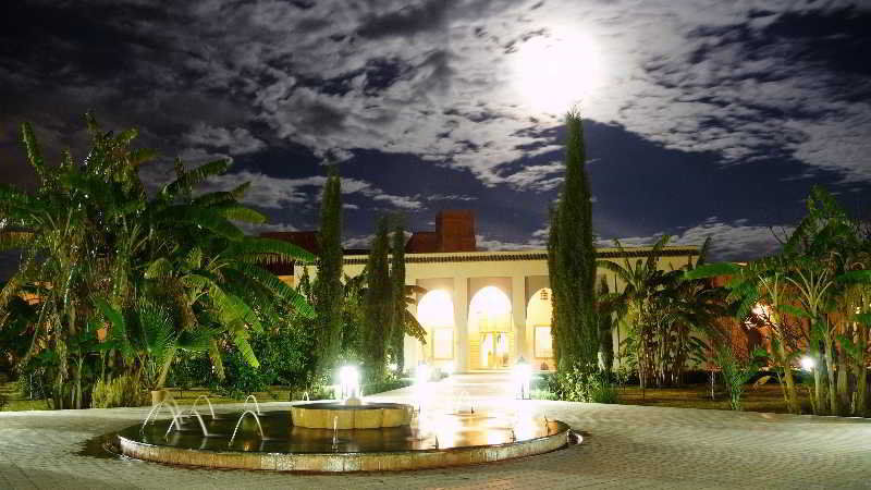 Riad Sougtani Tazrou ภายนอก รูปภาพ