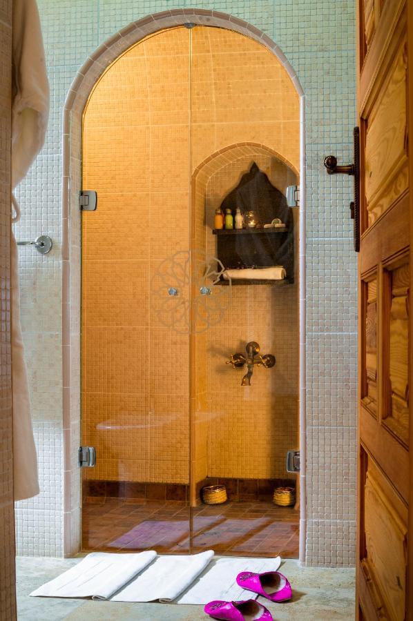 Riad Sougtani Tazrou ภายนอก รูปภาพ